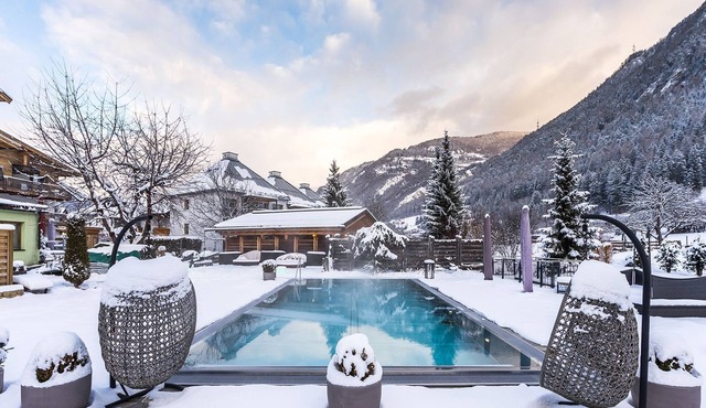 Superior Suite Tirol - Hundehotel Riederhof in Ried im Oberinntal