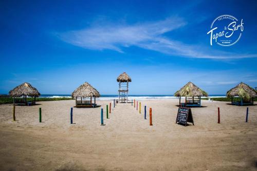Tapas & Surf in Petacaltepe
