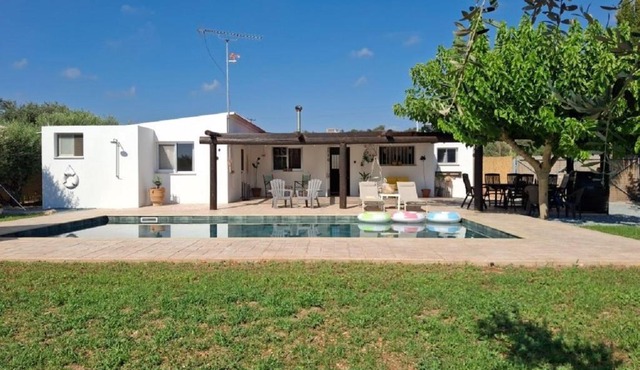 Terra Olive Hideaway villa