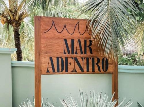 The Happy Coconut Resort in Tola