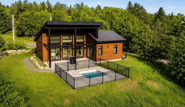 The Red Mountain,Piscine, foyer & vue incroyable! in Wentworth-Nord