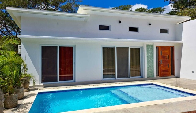 Tropical 3-bedroom house in vibrant San Juan del Sur - Walk to the beach! in San Juan del Sur
