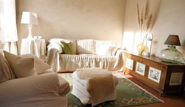 TUSCANY FOREVER RESIDENCE VILLA FELICITA GROUND FLOOR APARTMENT in Saline di Volterra
