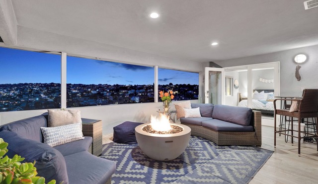 UPGRADED Pt Loma Panoramic Views - 1 Bedroom Suite in San Diego