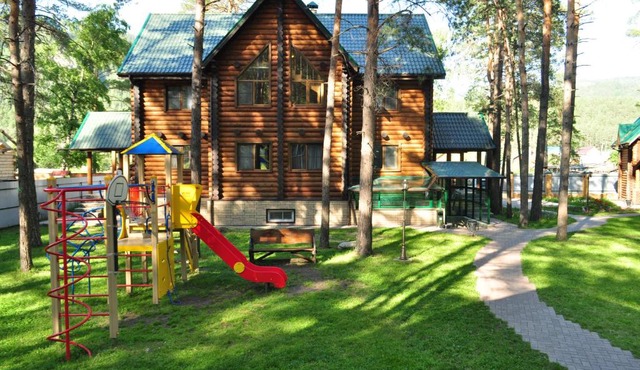 Usadba Kruglovyh in Cheposh