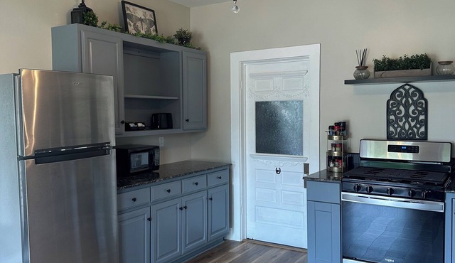 Verbena Executive Cottage in Morris