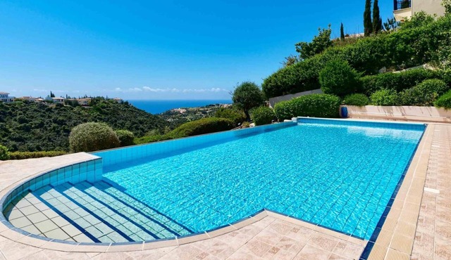 Villa 98 Helidonis - Four Bedroom Villa, Sleeps 8