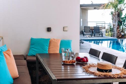 Villa Aquamarine in Pomos