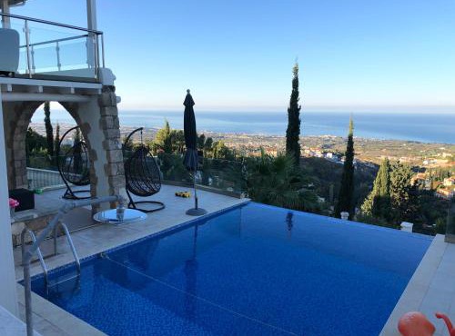 Villa Daria Kamares Tala Luxury Sea View in Paphos