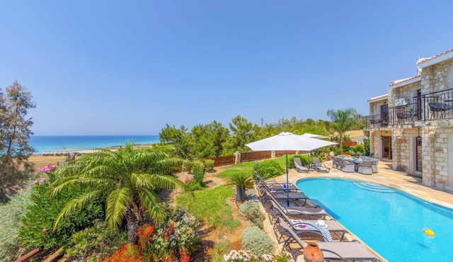 Villa Hermis - Four Bedroom Villa, Sleeps 8
