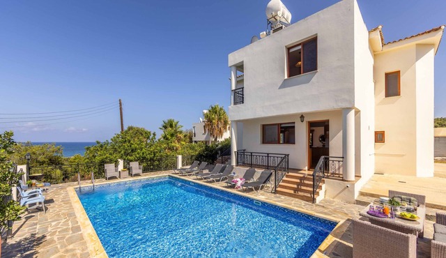 Villa Marilia - Three Bedroom Villa, Sleeps 6