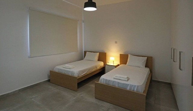 Villa Oniron – A Modern Retreat in the Heart of Coral Bay in Peyia