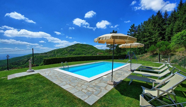 Villa Portole Due by PosarelliVillas in Cortona