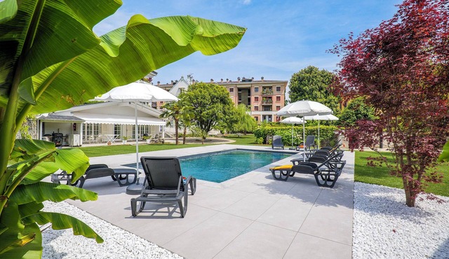 Villa Rachel Trilo by Lago Reisen in Intra
