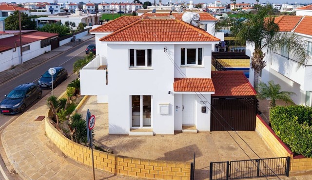 Villa St. George Family Holiday Home