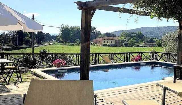 Villa Tilde: An elegant and welcoming two-story villa situated in a quiet location, a few minutes from the town center, with Free WI-FI. in Cortona