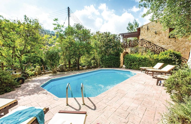 3 bedroom accommodation in Miliou Paphos