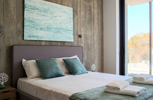Avenue 202 1-bedroom apartment