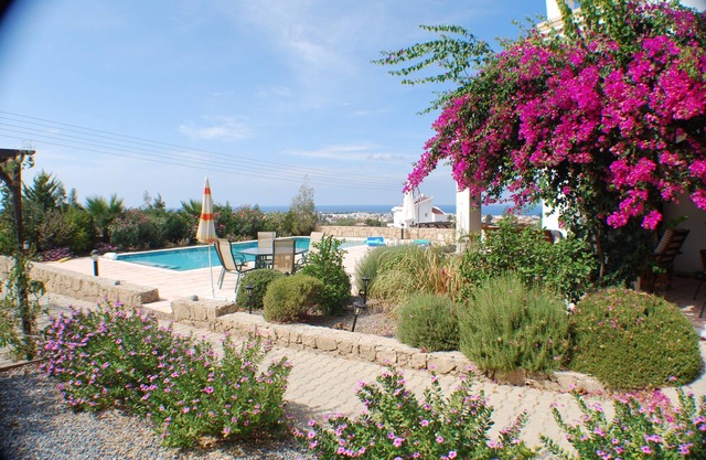 Luxury villa in Kyrenia town, stunning views, private pool.