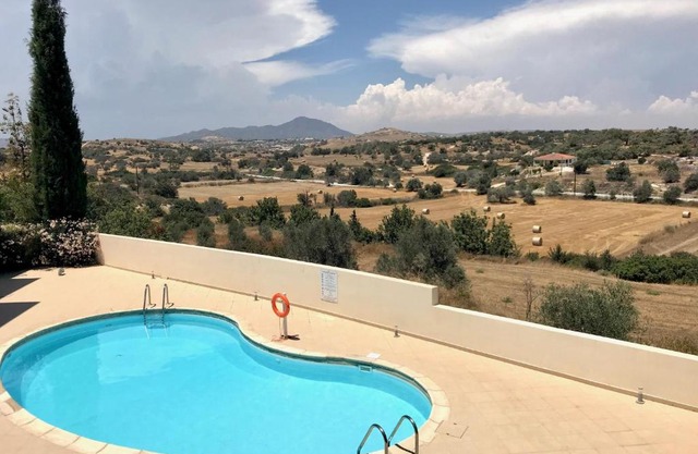 Mazotos Hills Modern Apartments