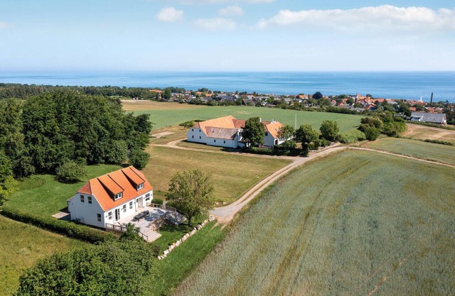 Accommodation 