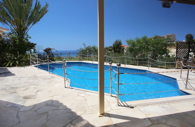 Sea View 3 Bedroom Villa in Central Tala in Tala