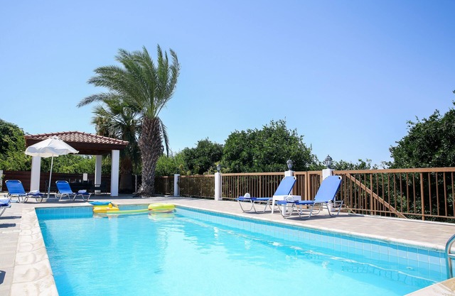 Stunning 4 Bedroom Villa -Private Pool - Sea View