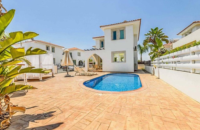 Villa ∙ 2 bedrooms ∙ 4 guests