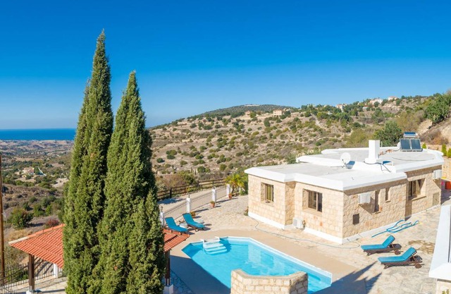 Villa Heaven: Large Private Pool, Sea Views, A/C, WiFi, Eco-Friendly