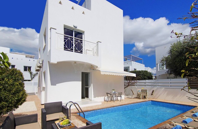 VILLA NISSINIA - 3Bed Villa in Nissi Beach Area
