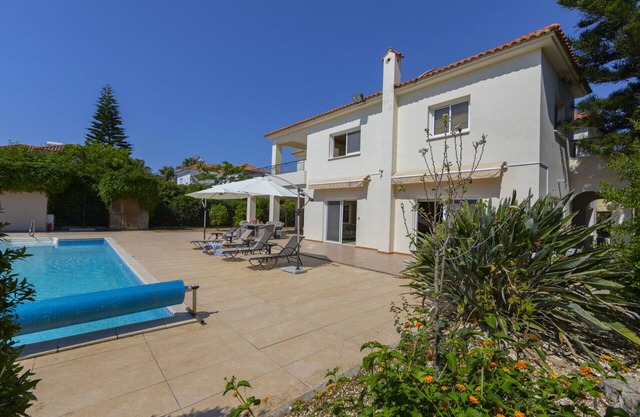 You and Your Family will love this Beachfront Villa, Larnaca Villa 1400
