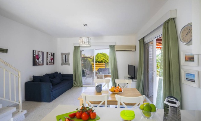 Pervolia Villa | 100 m² Villa ∙ 2 bedrooms ∙ 5 guests