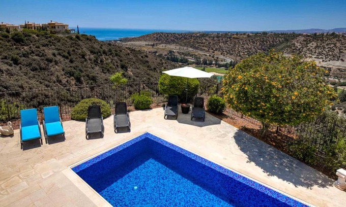 Kouklia Villa | 150 m² Villa ∙ 3 bedrooms ∙ 6 guests