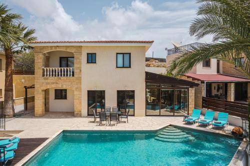 Kouklia Villa | 150 m² Villa ∙ 3 bedrooms ∙ 6 guests