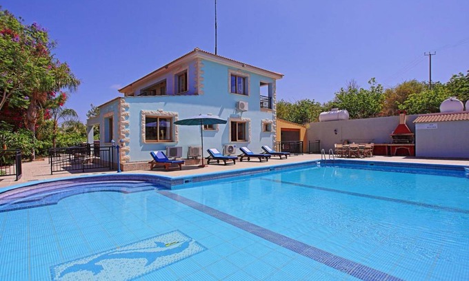 Ayia Marina Chrysochous Villa | 165 m² Villa ∙ 4 bedrooms ∙ 9 guests