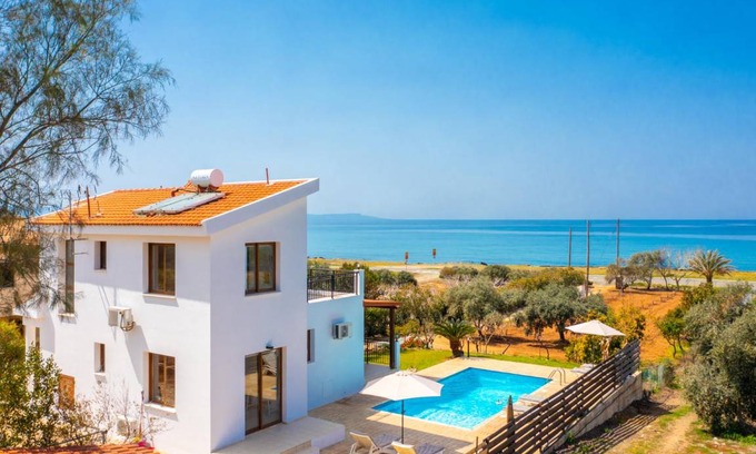 Ayia Marina Chrysochous Villa | 195 m² Villa ∙ 3 bedrooms ∙ 7 guests