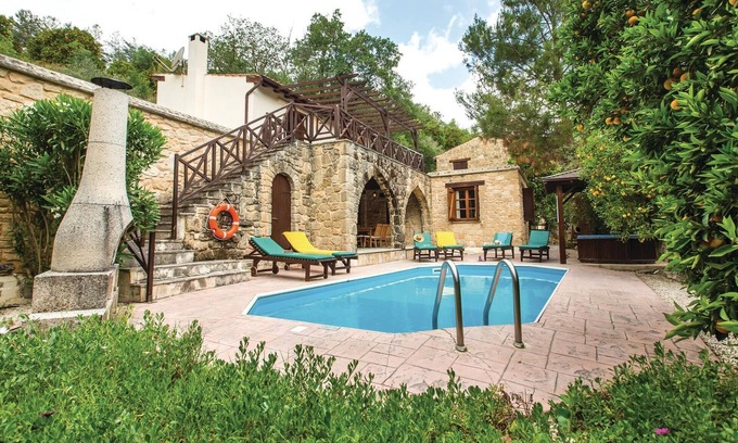 Miliou House | 3 bedroom accommodation in Miliou Paphos