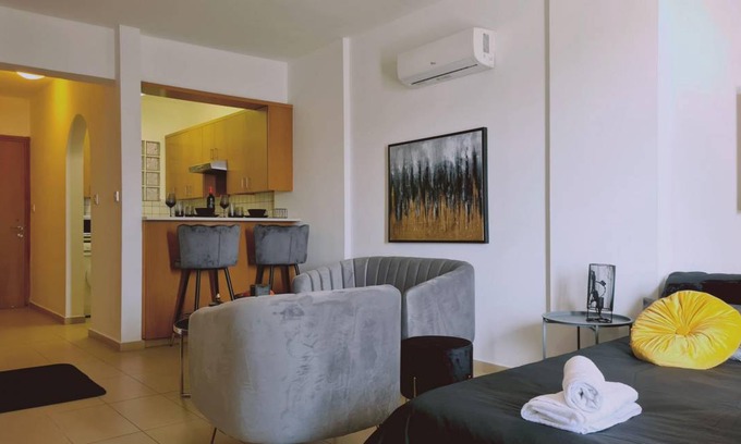 Paphos Apartment | 30 m² Studio flat ∙ 1 bedroom ∙ 2 guests