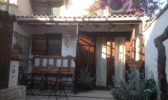 Pera House | 35 m² House ∙ 1 bedroom ∙ 3 guests
