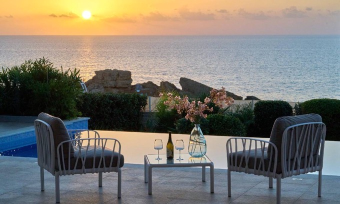 Kissonerga Resort | 516 m² Resort ∙ 3 bedrooms ∙ 6 guests