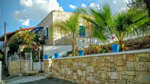 Lympia House | 70 m² House ∙ 2 bedrooms ∙ 4 guests