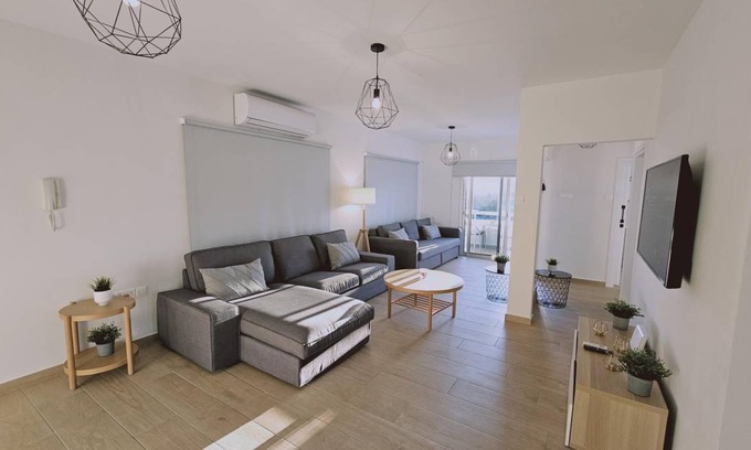 Historical Center Apartment | 75 m² Apartment ∙ 2 bedrooms ∙ 5 guests
