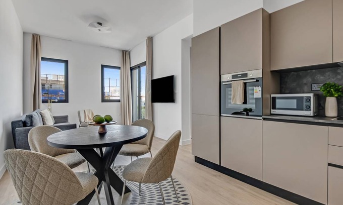 Limassol Apartment | 81 m² Apartment ∙ 3 bedrooms ∙ 6 guests