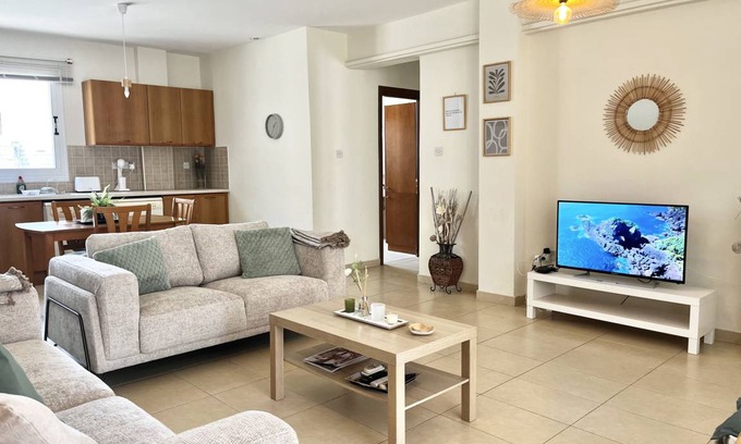Oroklini Apartment | 86 m² Apartment ∙ 2 bedrooms ∙ 4 guests