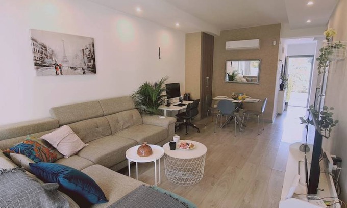 Agios Athanasios House | 90 m² House ∙ 2 bedrooms ∙ 4 guests