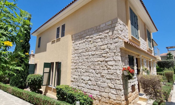 Polis House | 90 m² House ∙ 2 bedrooms ∙ 3 guests