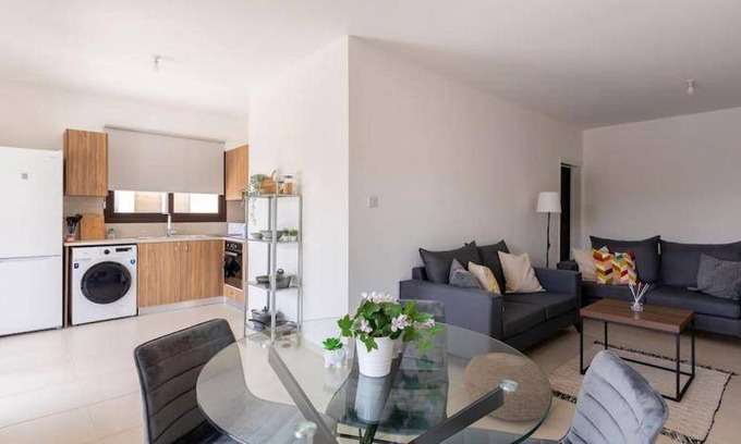 Nicosia Apartment | 95 m² Apartment ∙ 2 bedrooms ∙ 5 guests