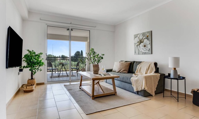Chlorakas Apartment | 99 m² Apartment ∙ 3 bedrooms ∙ 6 guests