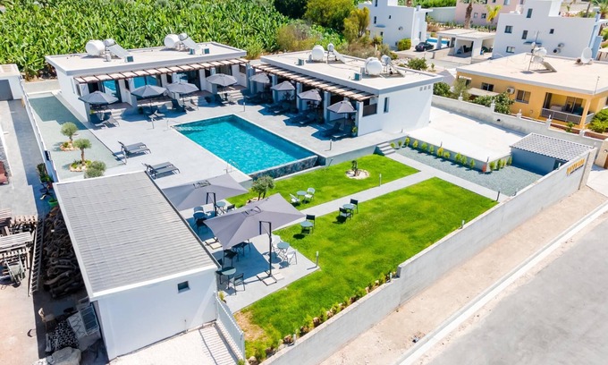 Peyia Town Apartment | Antesia Coral Bay Resort by Ezoria | Double room No6