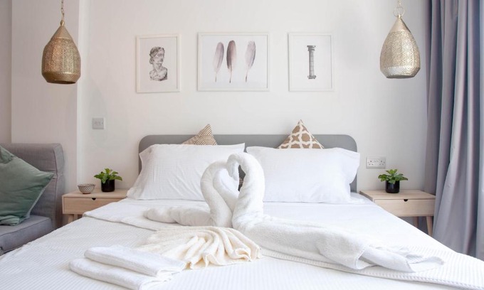 Historical Center Apartment | Aphrodite by the sea 2.0
